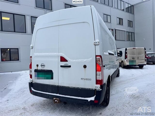 Aukšto stogo universalas Nissan NV400 Van