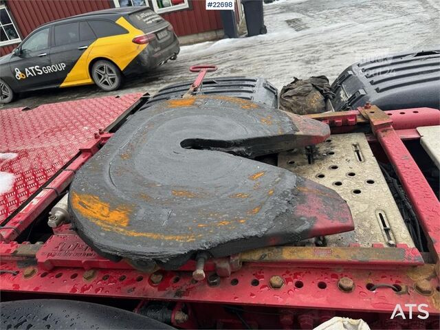 Standard tractor Scania R730 6x4 Tractor Unit with Hydraulics and Raised X