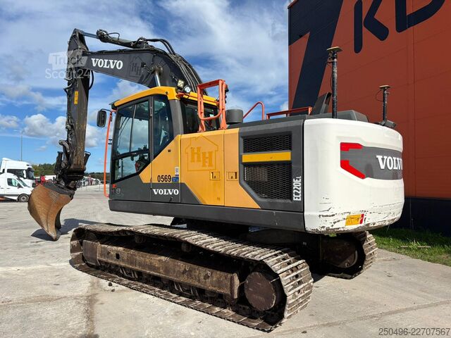 Gosenični bager Volvo EC 220 EL 3D / TILTROTATOR / CENTRAL LUBRICATIO...