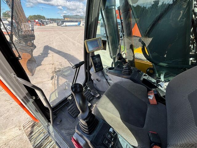 Gosenični bager Volvo EC 220 EL 3D / TILTROTATOR / CENTRAL LUBRICATIO...
