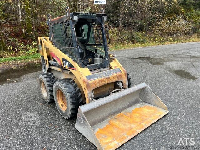 Kuormaaja CAT 226