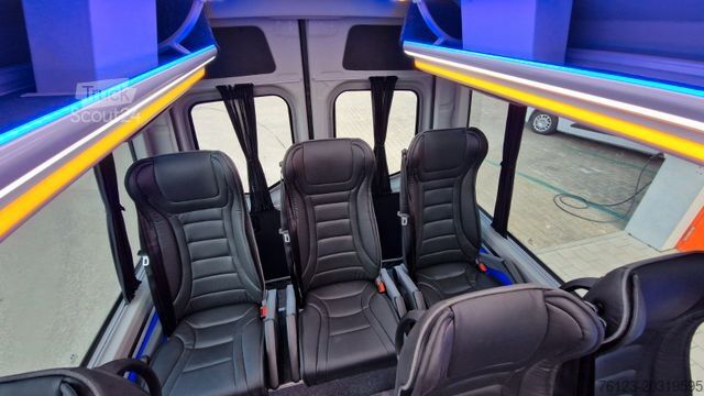 Minibuss MERCEDES-BENZ 519  Allrad 4 x 4 Vorlauffahrzeug  neue ADA