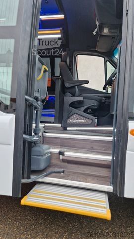 Minibuss MERCEDES-BENZ 519  Allrad 4 x 4 Vorlauffahrzeug  neue ADA