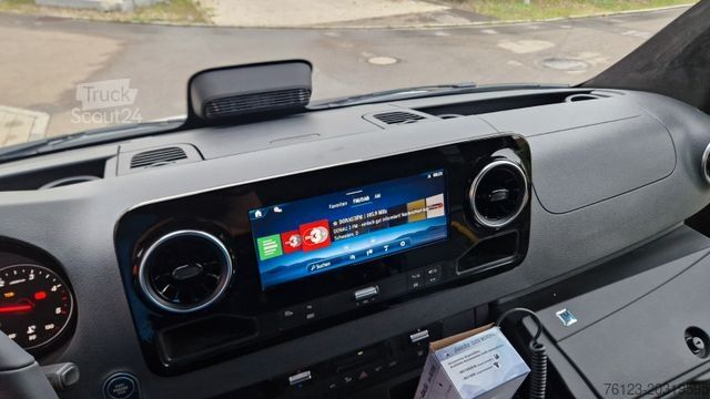 Minibuss MERCEDES-BENZ 519  Allrad 4 x 4 Vorlauffahrzeug  neue ADA