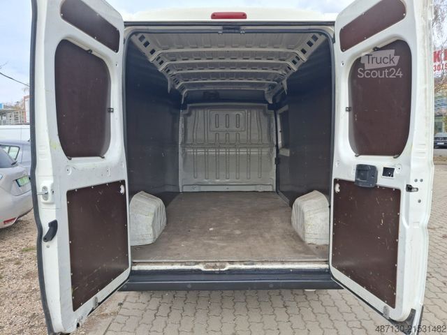 Skåpbil CITROEN Jumper 35 L3H2 Club BlueHDi 140