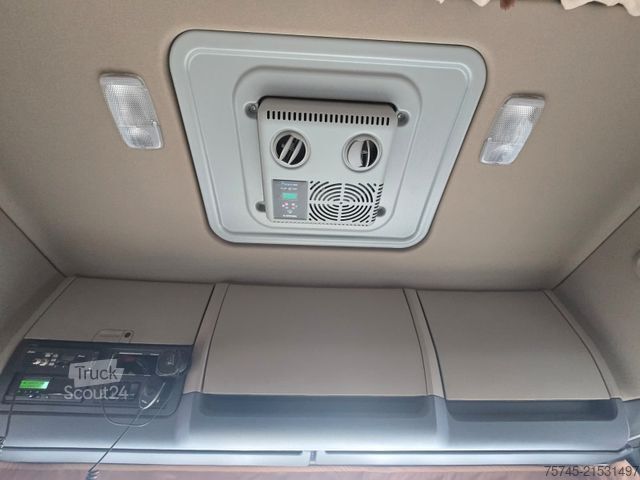 Standardowy ciągnik siodłowy SCANIA R 580 * V8 * KIPP * STANDKLIMA *  90T ZUGLAST *