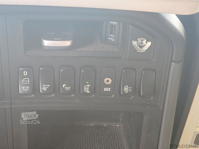 Standardowy ciągnik siodłowy SCANIA R 580 * V8 * KIPP * STANDKLIMA *  90T ZUGLAST *