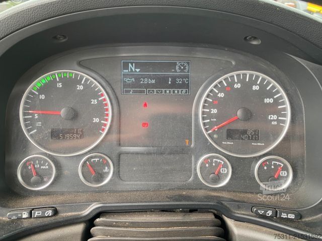 Roll-off tipper truck MAN TGS 26.400 6x4-2 Hydro*HIAB 122-2 Kran*Funk*Lenk