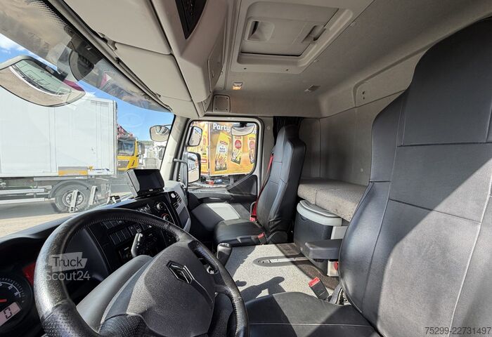 Châssis de camion Renault D12.240 4x2 Chassis / Swiss-Vehicle