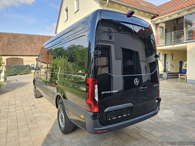 Fourgon Mercedes-Benz Sprinter 319 CDI 4x4 Allrad 9-G Automatik L3H2