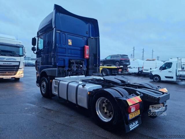 Tracteur routier standard DAF XF 510