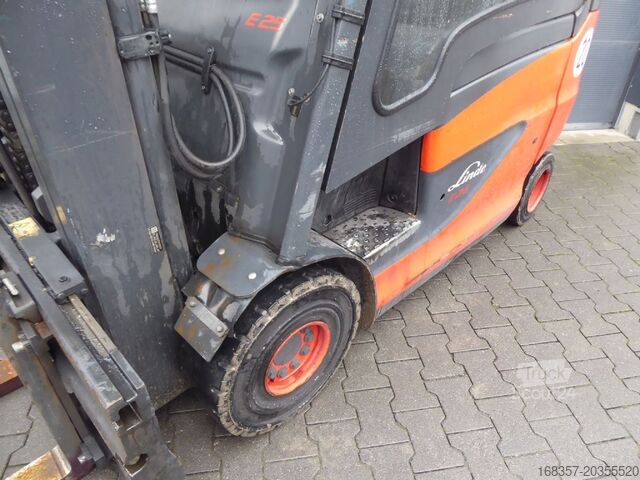 Voorlader vorkheftruck Linde E25HL-01/600