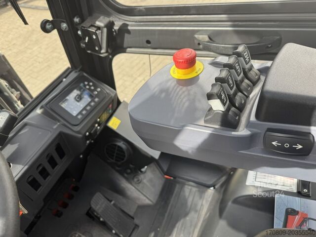Front loader forklift Noblelift FE4P30G