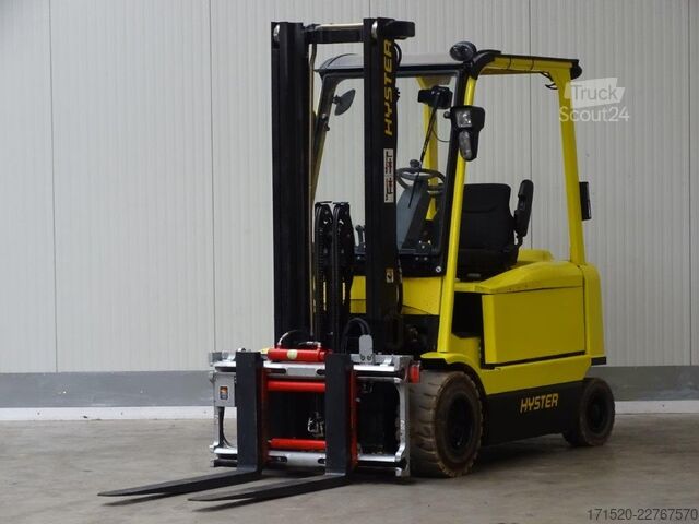 Empilhadeira frontal Hyster J3.0XM