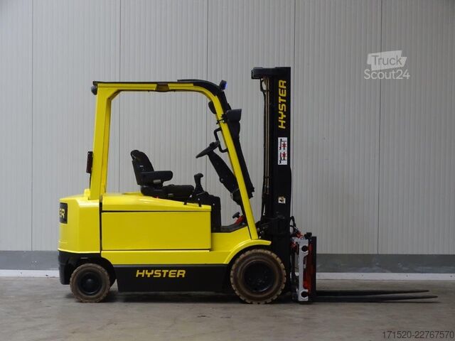 Empilhadeira frontal Hyster J3.0XM