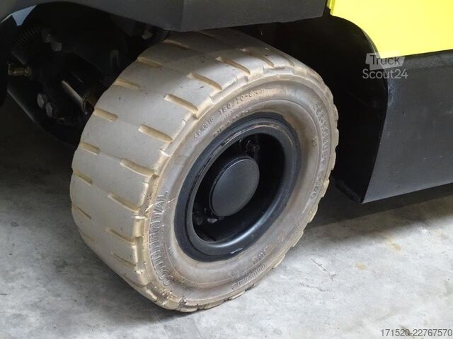 Empilhadeira frontal Hyster J3.0XM