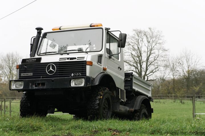 Unimog Mercedes-Benz 
