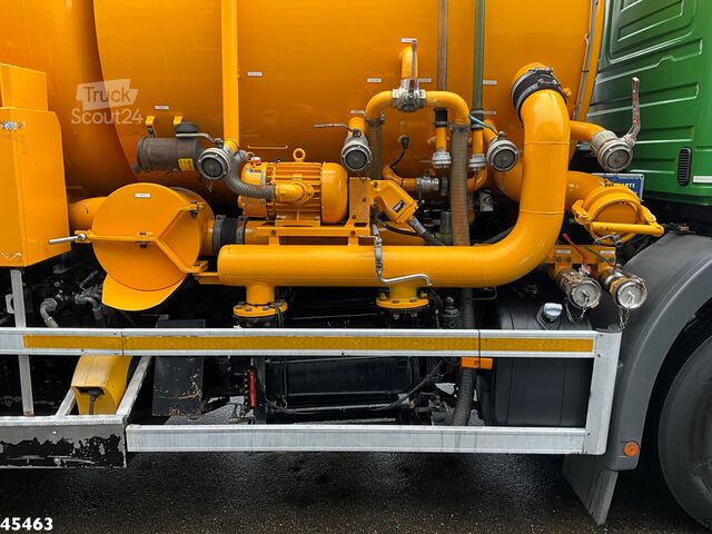 Véhicule aspirant Mercedes-Benz AXOR 2533 Euro 5 Koks Combi