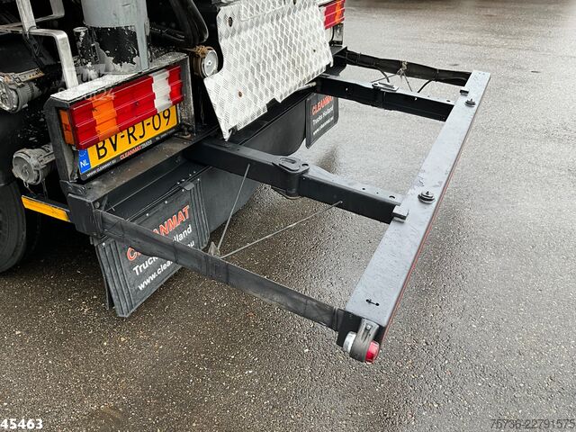 Véhicule aspirant Mercedes-Benz AXOR 2533 Euro 5 Koks Combi