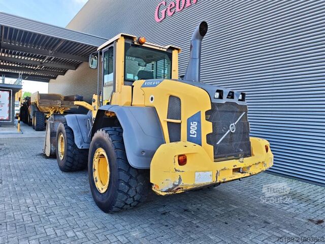 товарач Volvo L90G BSS Quick Hitch!