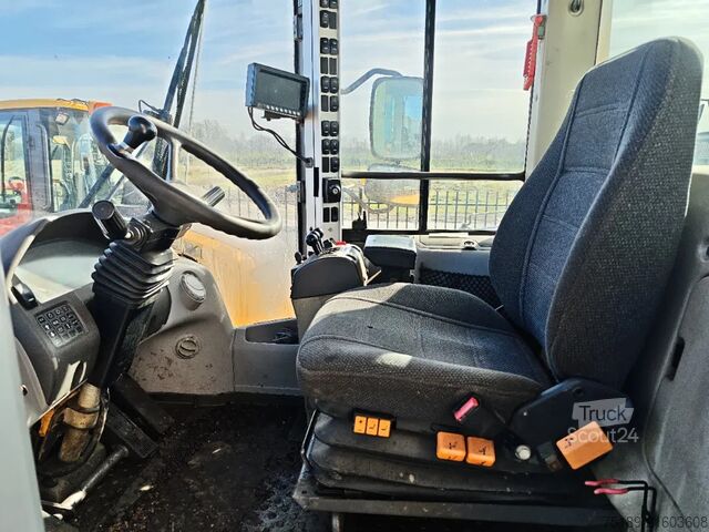 товарач Volvo L90G BSS Quick Hitch!