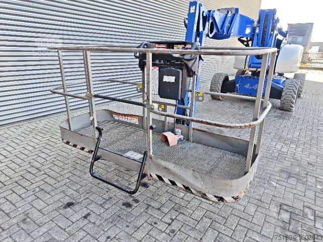 Шарнирно-телескопическая рабочая платформа Niftylift HR28 Hybrid 4x4