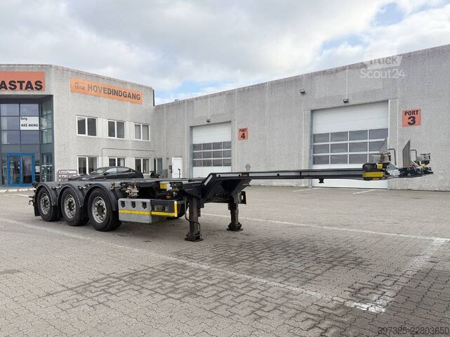 Kontejnerski transport  WEB TRAILER 3 axle Container chassis / Wechselfahr