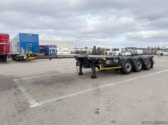 Kontejnerski transport  WEB TRAILER 3 axle Container chassis / Wechselfahr
