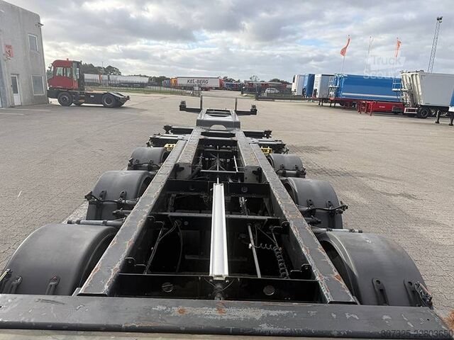 Kontejnerski transport  WEB TRAILER 3 axle Container chassis / Wechselfahr