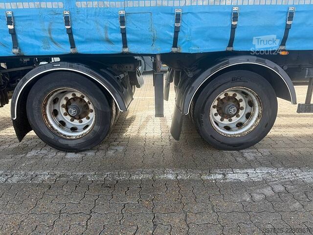 Posuvné plachty Kel-Berg 2 axle City curtain / City-Plane