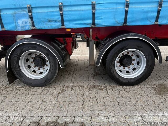 Posuvné plachty Kel-Berg 2 axle Curtainsider / achse Planenauflieger
