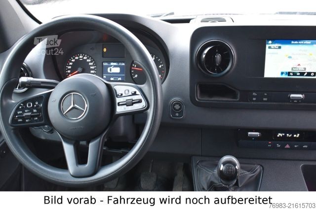 High top van MERCEDES-BENZ Sprinter 316 CDI Hochraumkasten RWD Klima Kamera