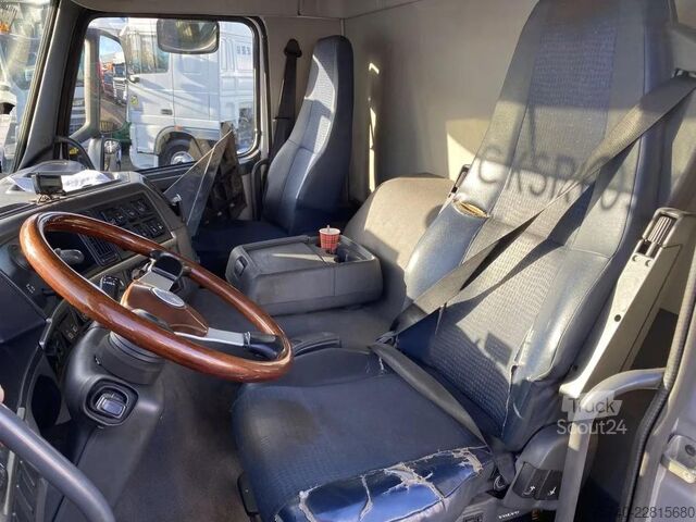 Sistema de braço de gancho Volvo FM 370 + Euro 5 + Palfinger Z-Q170 Crane + 30to...