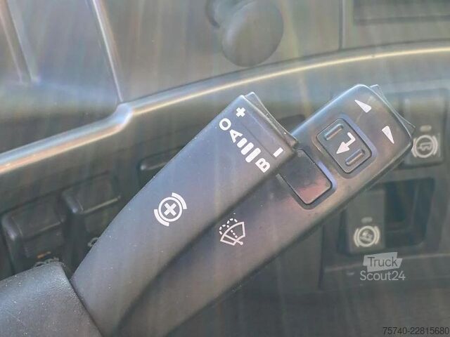 Sistema de braço de gancho Volvo FM 370 + Euro 5 + Palfinger Z-Q170 Crane + 30to...