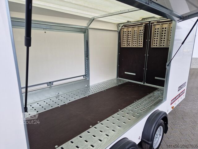 Transportador de vehículos Brian James Trailers Race Sport 340-5000 enclosed Classic Car Transport avialable verfügbar Neu