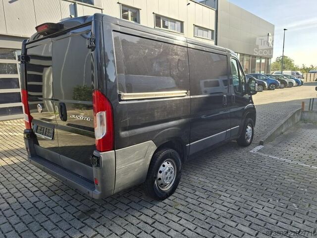 Fourgon tôlé FIAT Ducato