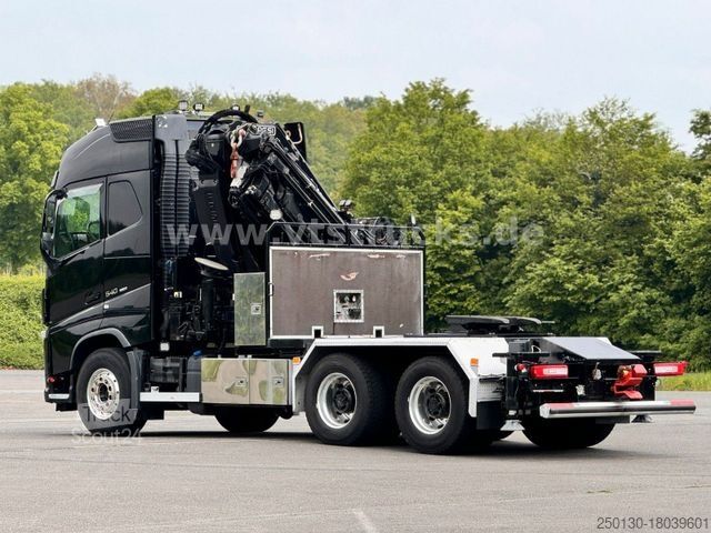 Trekker VOLVO FH 540 6x4 + Fassi F710RA.2.28 XHE Ladekran