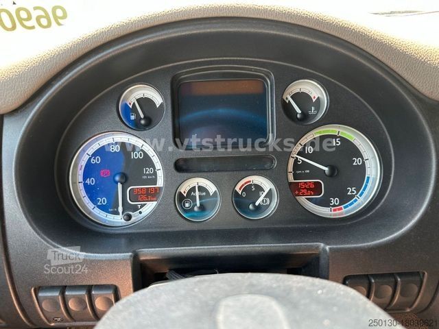 Camião de caixa fechada DAF CF 360 6x2 Kofferaufbau mit Stapleraufnahme