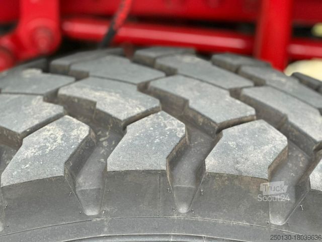 Châssis de camion MERCEDES-BENZ MP3 4860 8x8 TITAN V8 Retarder