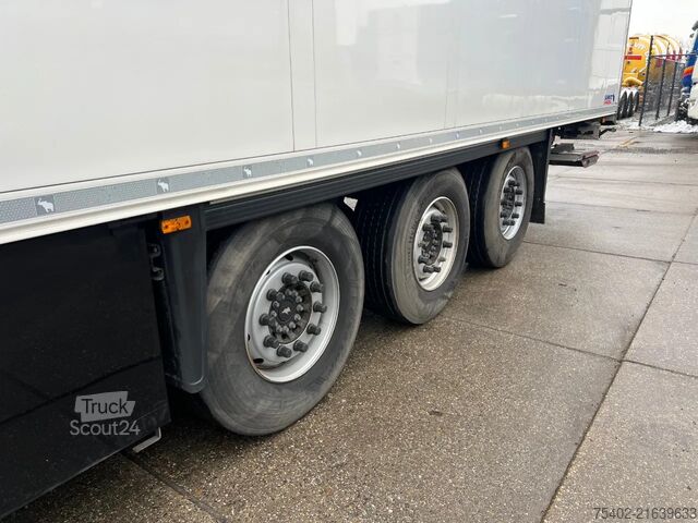 Transport chłodniczy/mrożony Schmitz Cargobull SCB*S3B / Frigo Trailer / Carrier Vector 1950 /...