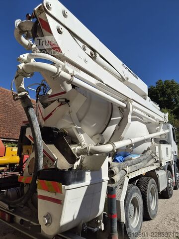 Autobetoniera cu pompă Mercedes-Benz Arocs 3240