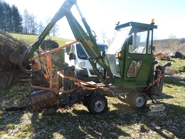Mobilbagger AHLMANN Hansa APZ 331 4x4  Mobilbagger  Motorschaden