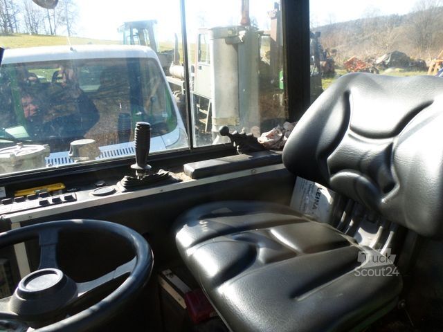 Mobilbagger AHLMANN Hansa APZ 331 4x4  Mobilbagger  Motorschaden