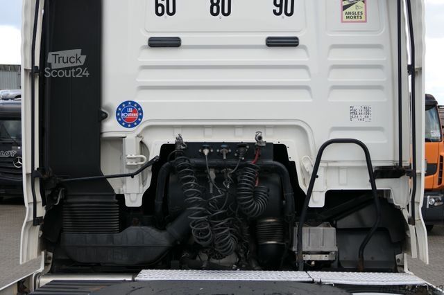 Standard nyergesvontató MAN TGX 18.480 XXL Retarder 2-Tanks Standklima