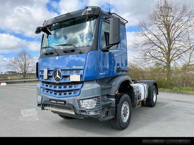 Çekici MERCEDES-BENZ Arocs 1843 AS 4x4 *Voll-Allrad* Kipphydr.+Klima