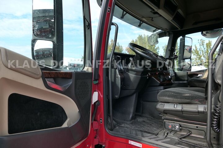 LKW mit Kofferaufbau MERCEDES-BENZ Actros 1842L Koffer Vollluft LBW Euro 6