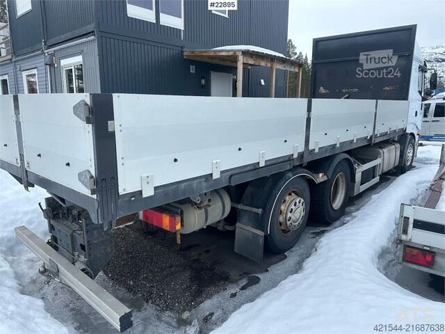 BDF System Iveco Stralis container truck w/ flatbed