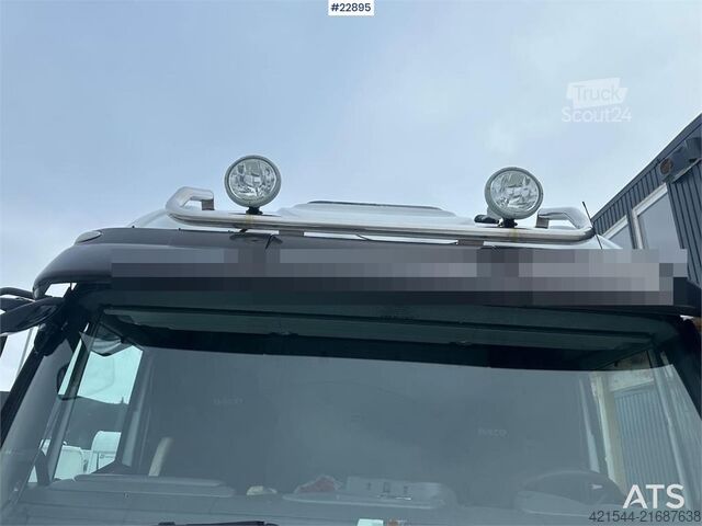 BDF System Iveco Stralis container truck w/ flatbed