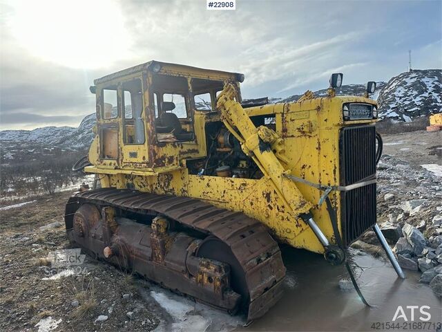 Nivelleringsmaskine Komatsu D355-3 A dozer w/ ripper and cutter