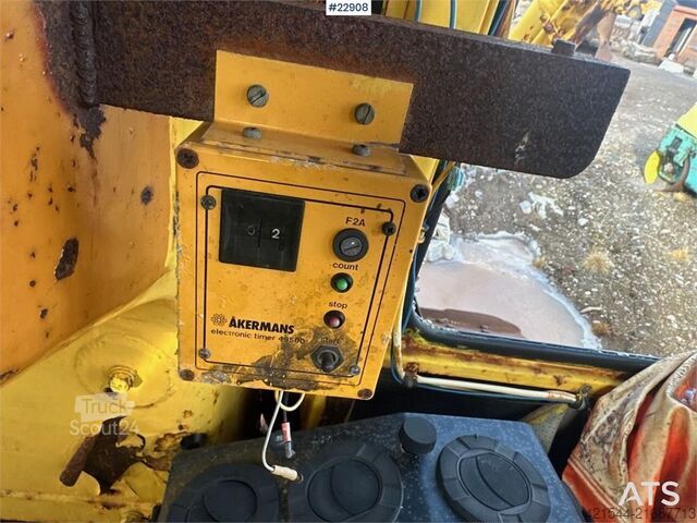 Máquina de nivelamento Komatsu D355-3 A dozer w/ ripper and cutter